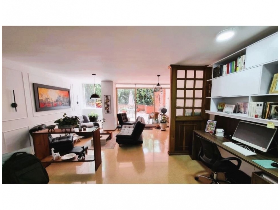 Apartamento en venta en El Poblado, Medellín 5