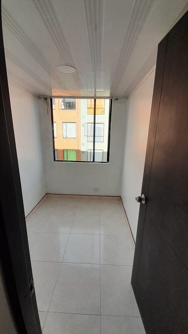Apartamento en venta en Juan Rey (La Paz), Bogotá · foto 5 de 14