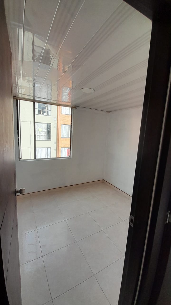 Apartamento en venta en Juan Rey (La Paz), Bogotá · foto 4 de 14