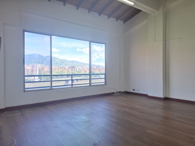 Apartamento de 3 alcobas en arriendo en Santa María De Los Ángeles, Medellín, 104 m² · foto 2 de 15