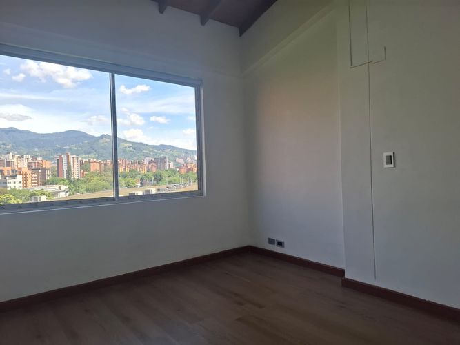 Apartamento de 3 alcobas en arriendo en Santa María De Los Ángeles, Medellín, 104 m² · foto 13 de 15