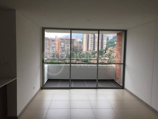 Apartamento de 3 alcobas en venta en El Esmeraldal, Envigado, 96 m² · foto 1 de 6