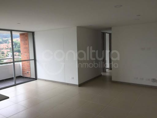 Apartamento de 3 alcobas en venta en El Esmeraldal, Envigado, 96 m² · foto 2 de 6