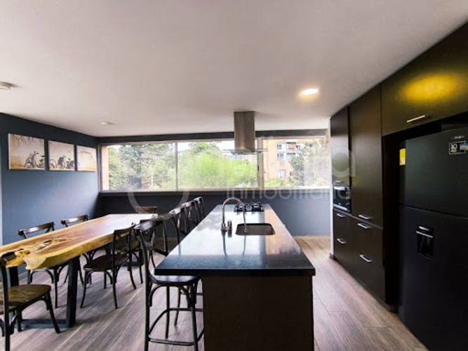 Apartamento de 2 alcobas en arriendo en Santa Maria De Los Angeles, Medellín, 98 m² · foto 2 de 18