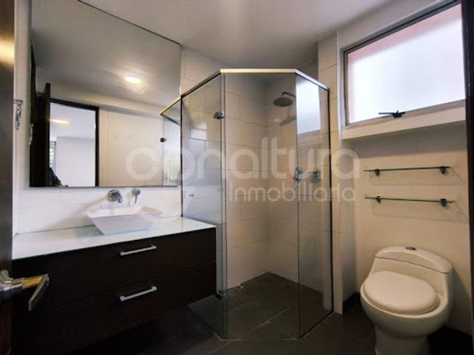 Apartamento de 2 alcobas en arriendo en Santa Maria De Los Angeles, Medellín, 98 m² · foto 10 de 18