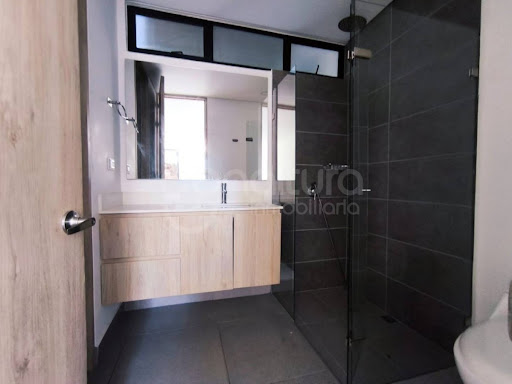 Apartamento en arriendo en El Tesoro, Medellín · foto 12 de 14