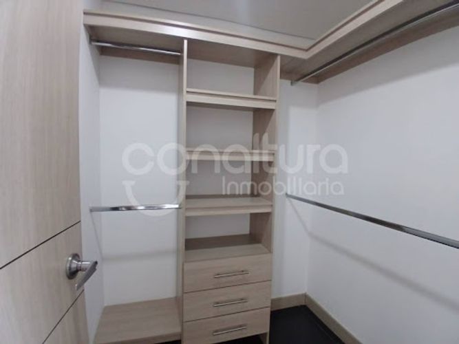 Apartamento de 2 alcobas en arriendo en Los Balsos, Medellín, 90 m² · foto 10 de 15