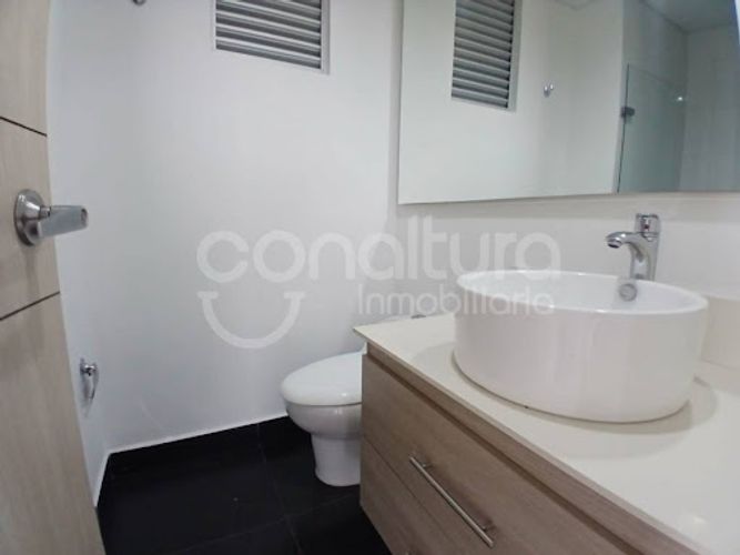 Apartamento de 2 alcobas en arriendo en Los Balsos, Medellín, 90 m² · foto 12 de 15