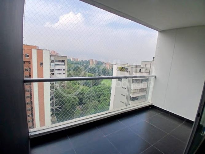 Apartamento de 2 alcobas en arriendo en Los Balsos, Medellín, 90 m² · foto 15 de 15