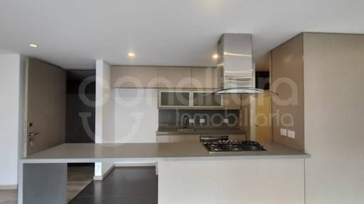 Apartamento de 2 alcobas en arriendo en Las Palmas, Medellín, 102 m² · foto 1 de 20