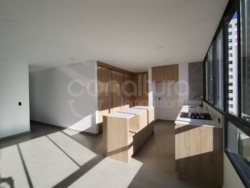 Apartamento de 2 alcobas en arriendo en Las Palmas, Medellín, 90 m² · foto 2 de 14