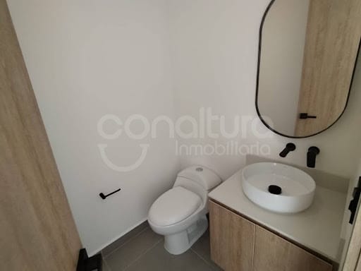 Apartamento de 2 alcobas en arriendo en Las Palmas, Medellín, 90 m² · foto 10 de 14