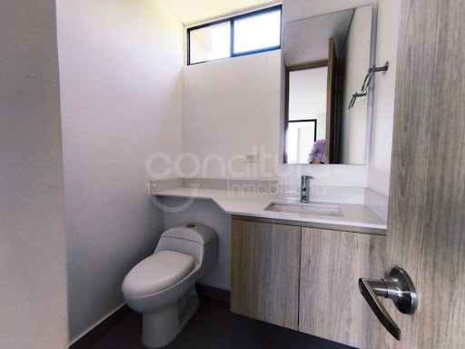 Apartamento en arriendo en El Tesoro, Medellín · foto 21 de 22