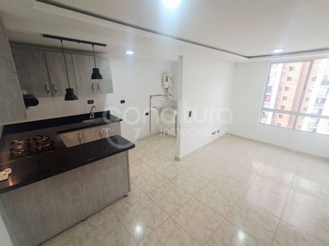 Apartamento de 2 alcobas en venta en Barrio Nuevo, Bello, 50 m² · foto 4 de 15