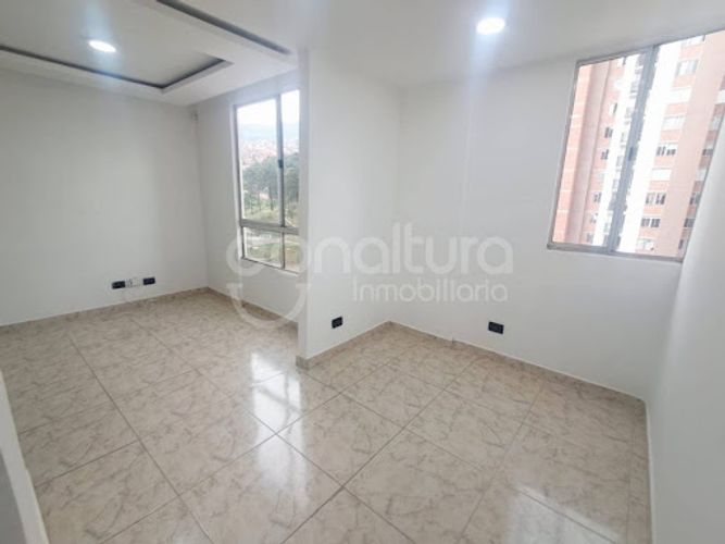 Apartamento de 2 alcobas en venta en Barrio Nuevo, Bello, 50 m² · foto 6 de 15