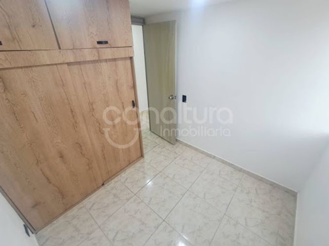 Apartamento de 2 alcobas en venta en Barrio Nuevo, Bello, 50 m² · foto 12 de 15