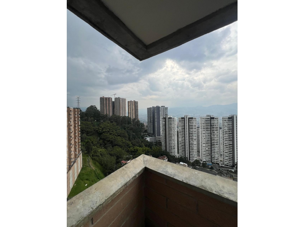Apartamento en venta en Loma del Indio, Medellín 3
