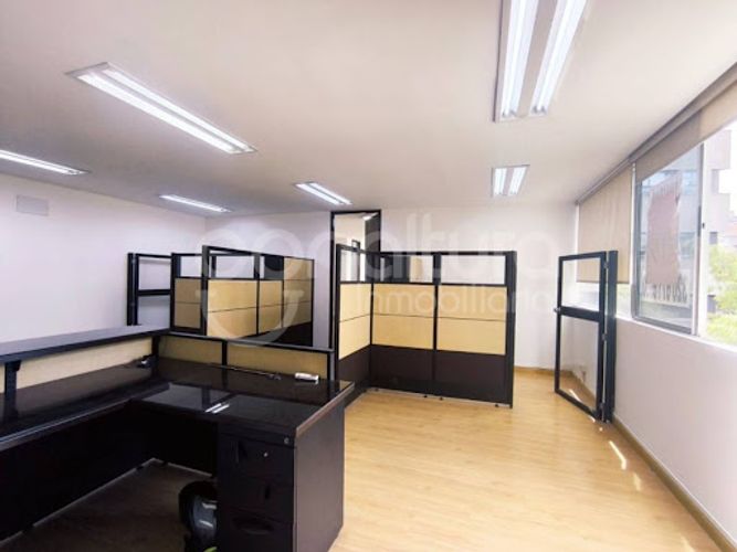 Oficina en arriendo en Milla De Oro, Medellín, 73 m² · foto 8 de 12