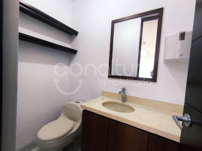Oficina en arriendo en Milla De Oro, Medellín, 73 m² · foto 11 de 12