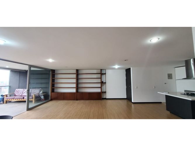 Apartamento de 3 alcobas en venta en La Pradera, Envigado, 160 m² · foto 2 de 19