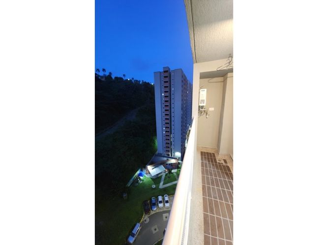 Apartamento en venta en San Jose, Pereira · foto 2 de 11