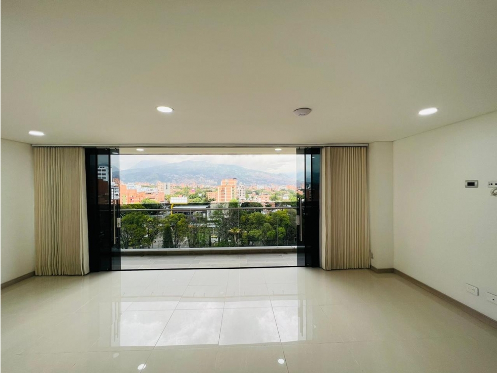 Apartamento en venta en Belén, Medellín 2