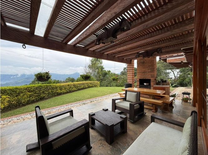 Casa de 3 alcobas en arriendo en La Navarra, Bello, 700 m² · foto 7 de 24