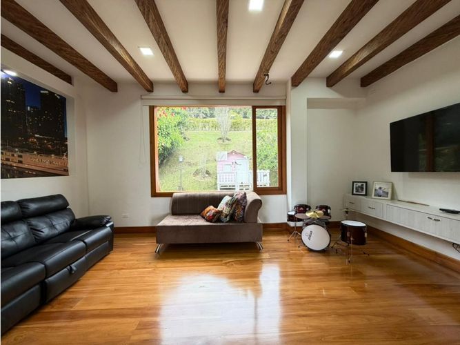Casa de 3 alcobas en arriendo en La Navarra, Bello, 700 m² · foto 19 de 24