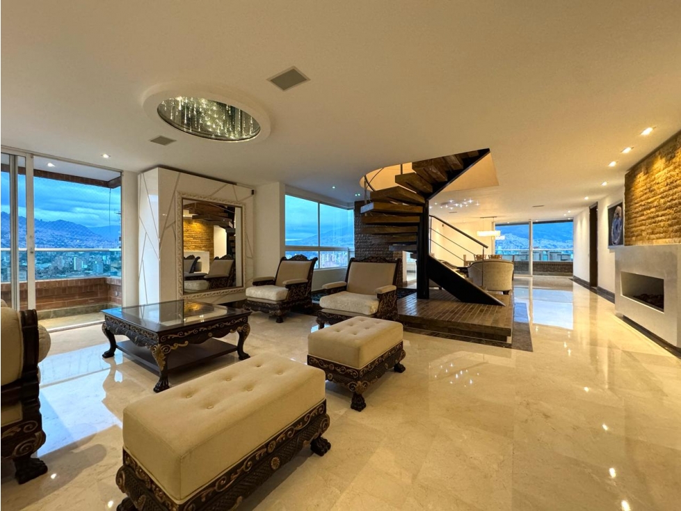 Apartamento en Arriendo en Laureles, Medellín