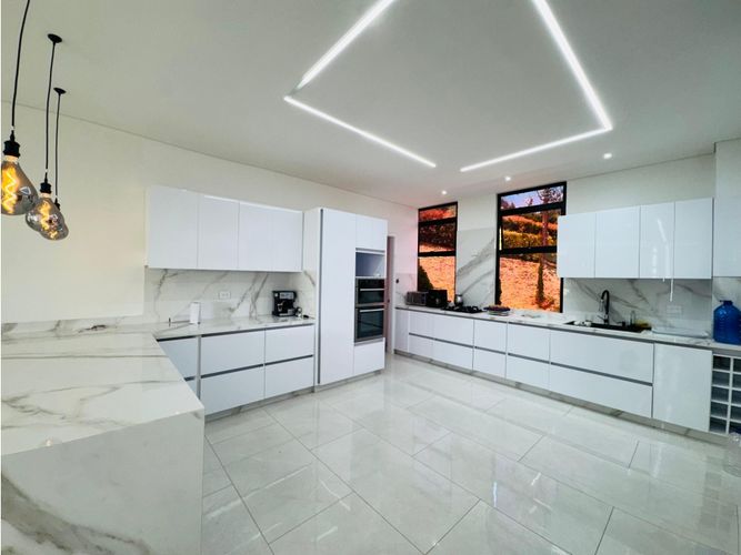 Casa de 5 alcobas en venta en San Antonio, Guarne · foto 11 de 24