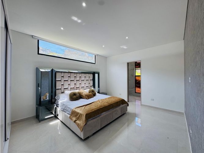 Casa de 5 alcobas en venta en San Antonio, Guarne · foto 19 de 24