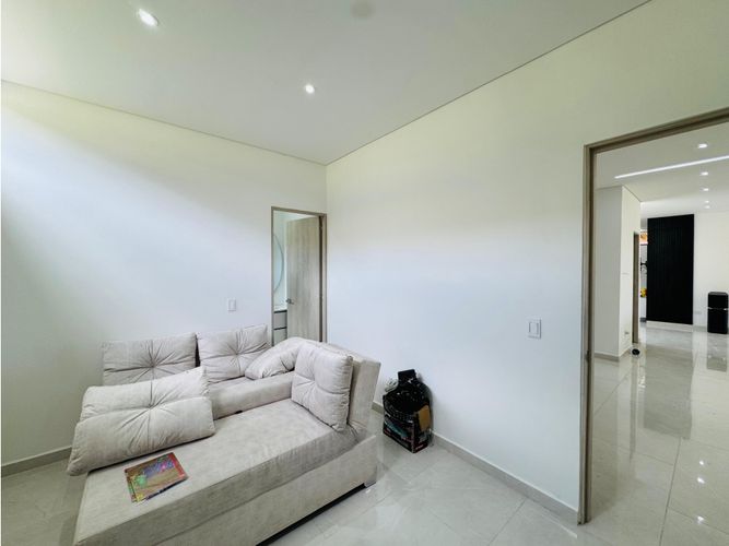 Casa de 5 alcobas en venta en San Antonio, Guarne · foto 23 de 24