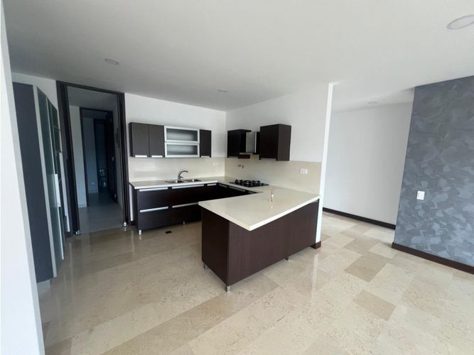 Apartamento de 3 alcobas en venta en Holanda, Sabaneta, 121 m² · foto 8 de 24