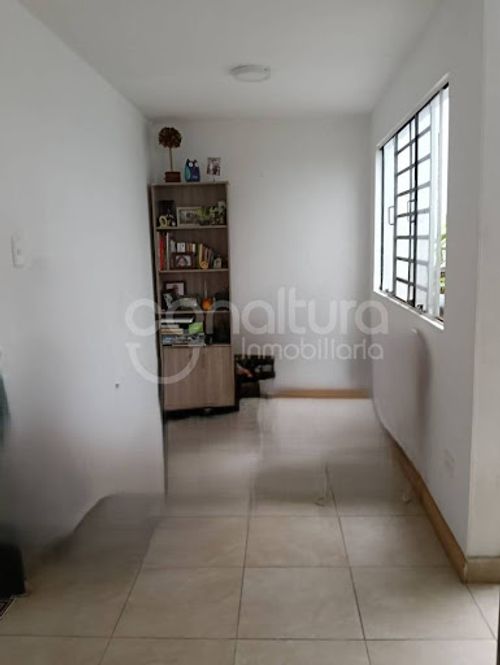 Casa de 4 alcobas en venta en Laureles, Medellín, 250 m² · foto 5 de 12
