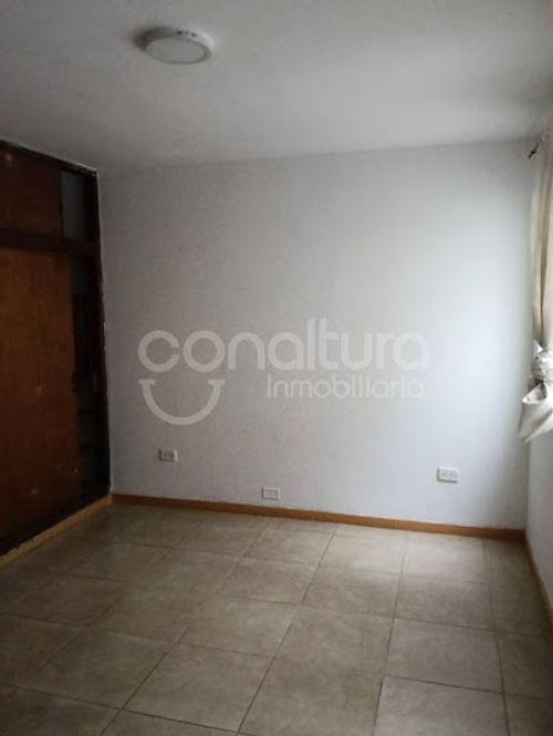 Casa de 4 alcobas en venta en Laureles, Medellín, 250 m² · foto 6 de 12