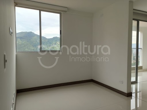 Apartamento en venta en Suramérica, La Estrella · foto 12 de 17