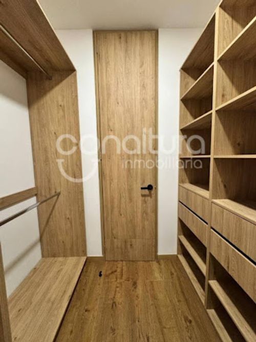 Apartamento de 3 alcobas en arriendo en Vizcaya, Medellín, 171 m² · foto 6 de 11