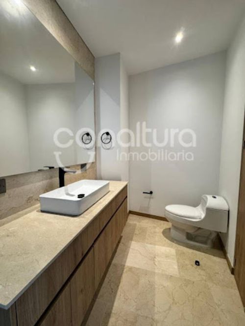 Apartamento de 3 alcobas en arriendo en Vizcaya, Medellín, 171 m² · foto 8 de 11