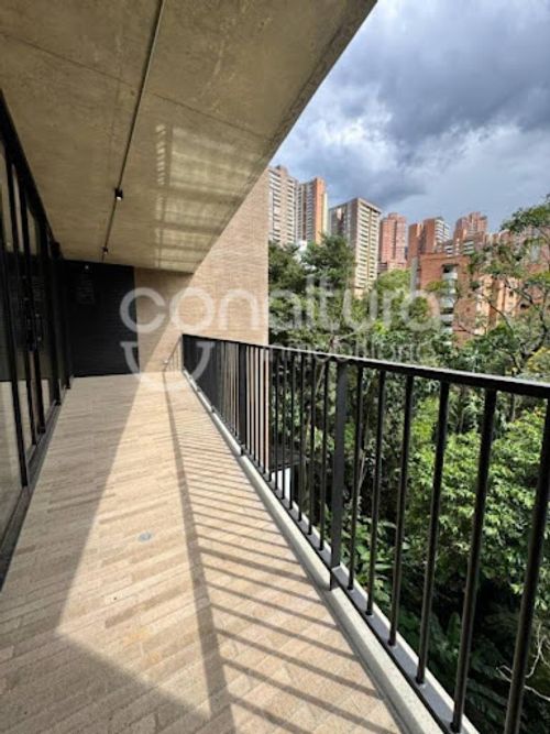 Apartamento de 3 alcobas en arriendo en Vizcaya, Medellín, 171 m² · foto 11 de 11