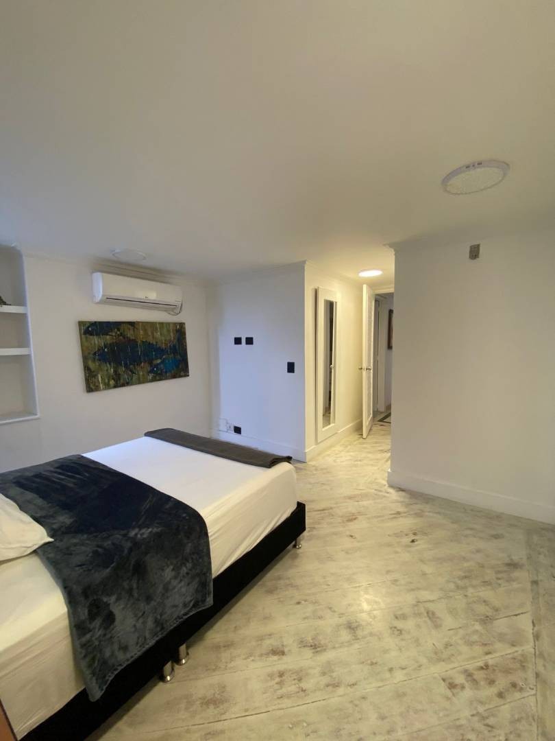 Apartamento en arriendo en Los Naranjos, Medellín · foto 13 de 24