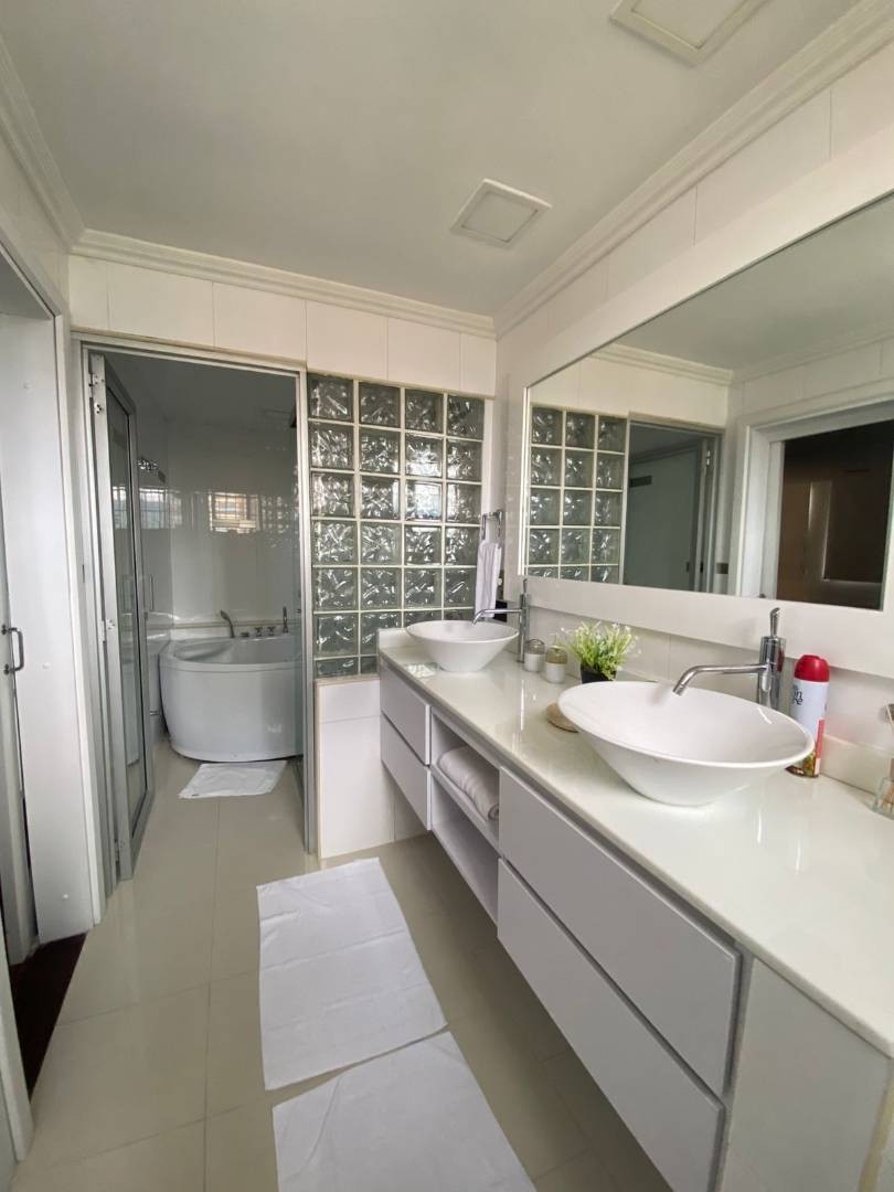 Apartamento en arriendo en Los Naranjos, Medellín · foto 14 de 24
