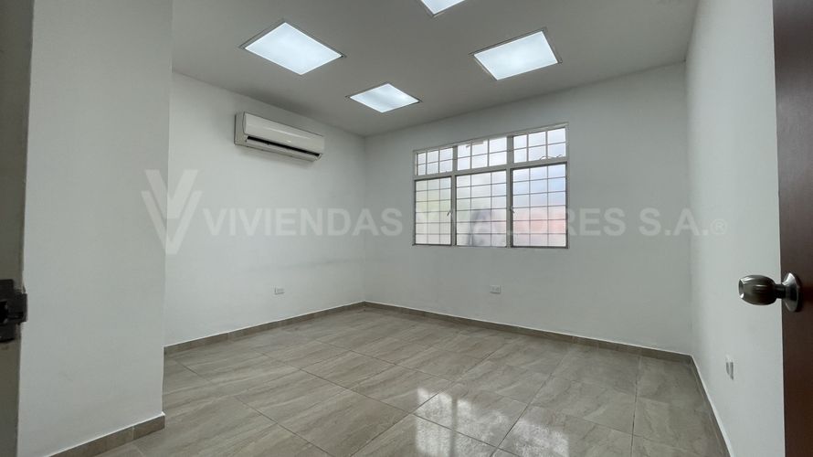 Casa de 6 alcobas en arriendo en Pisarreal, Los Patios, 226 m² · foto 3 de 13