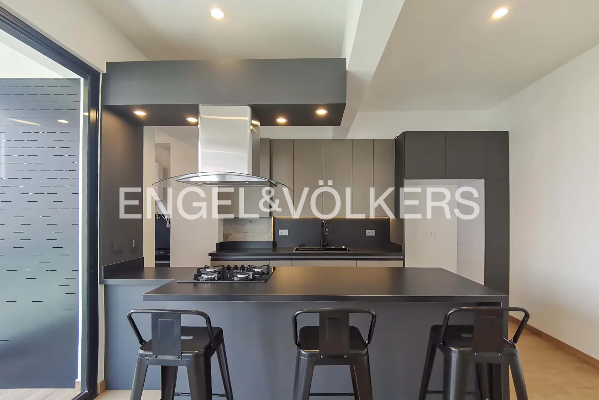 Apartment for sale in Laureles, Medellín 3