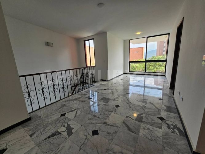 Apartamento de 4 alcobas en venta en Arboledas, Cali, 240 m² · foto 6 de 20