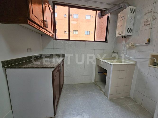Apartamento de 4 alcobas en venta en Arboledas, Cali, 240 m² · foto 11 de 20