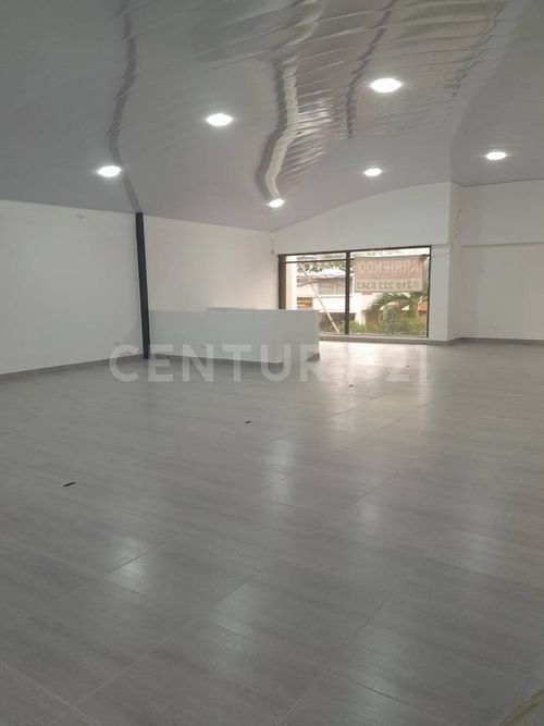 Local en arriendo en San Vicente, Cali, 310 m² · foto 2 de 10