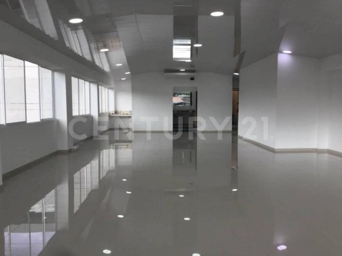 Local en arriendo en El Cedro, Cali, 200 m² · foto 7 de 8