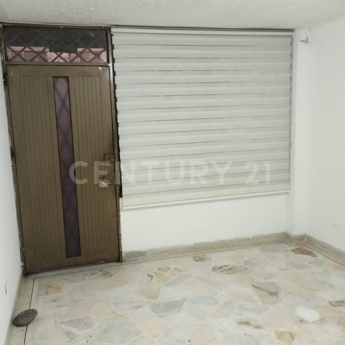Casa de 5 alcobas en venta en El Limonar, Cali, 220 m² · foto 14 de 22