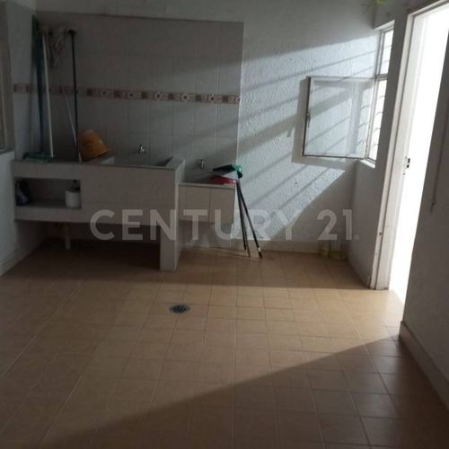 Casa de 5 alcobas en venta en El Limonar, Cali, 220 m² · foto 18 de 22