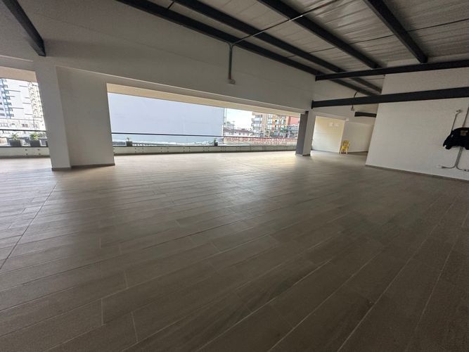 Local en arriendo en Guayaquil, Armenia, 340 m² · foto 5 de 20
